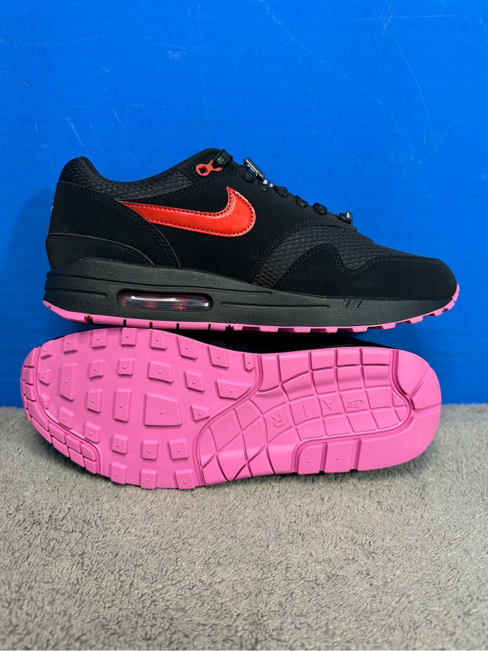Air max 1
Valentine's day 2025
Brand new - Picture 5 of 13